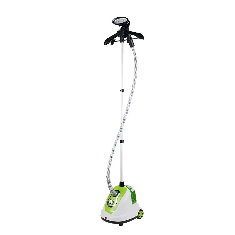 ما الذي يجعل الحديد البخاري 1700W يبرز؟